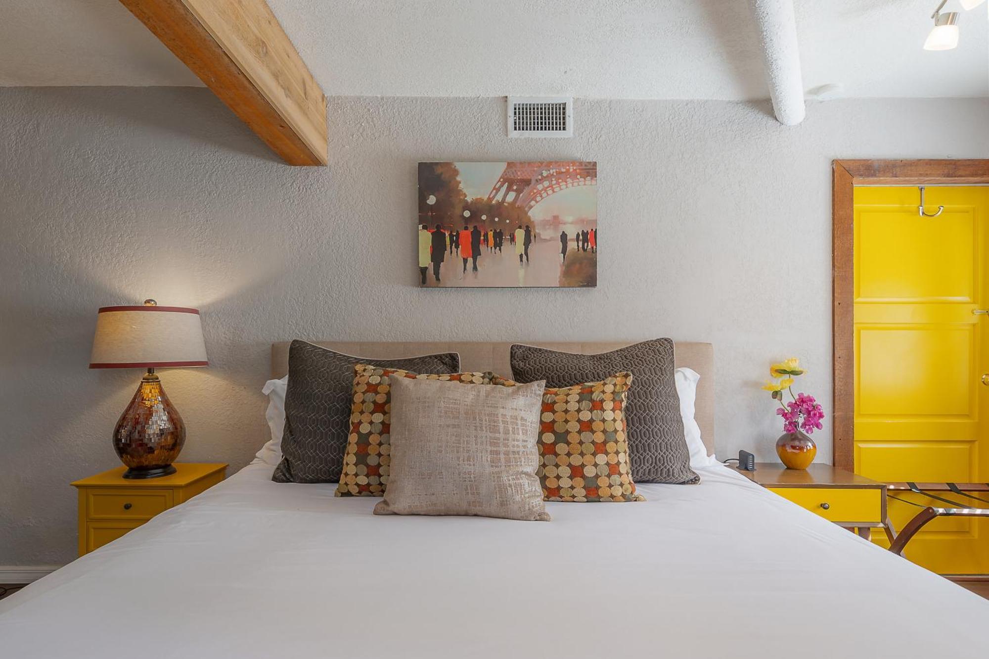 Hidden Couples Loft Retreat In Heights Foodie District 탬파 외부 사진